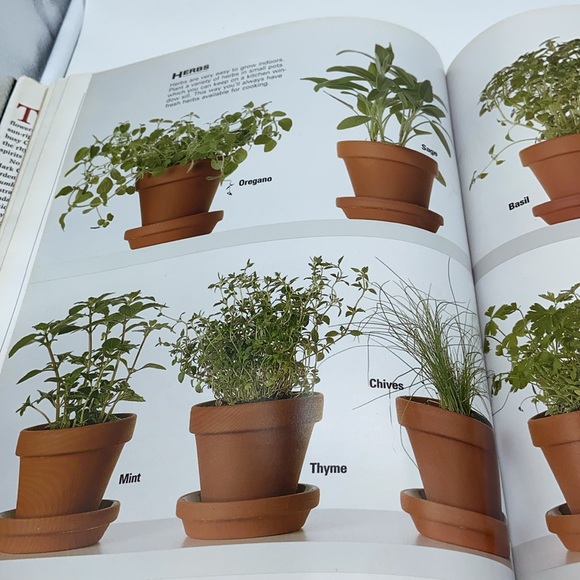 Gardening Book “The New Greener Thumb” by Mark Cullen - Picture 4 of 12